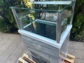 Хладилна витрина , снимка 3