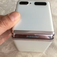 Samsung galaxy Z flip 5G, снимка 15 - Samsung - 45130402