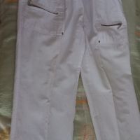 Спортен бял тънък 7/8 панталон, снимка 1 - Панталони - 46199120