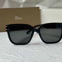 Dior 2024 дамски слънчеви очила, снимка 8 - Слънчеви и диоптрични очила - 45456133