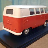 1960 Volkswagen Type 2 Bus T1 1:24 Whitebox/Hachette Diecast Колекционерски модел количка, снимка 8 - Колекции - 45092258
