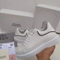 Дамски маратонки Alexander McQueen Реплика ААА+
, снимка 1 - Маратонки - 45785131