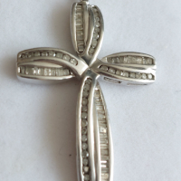 Сребърен родиран кръст с един карат брилянти, снимка 5 - Колиета, медальони, синджири - 44958234