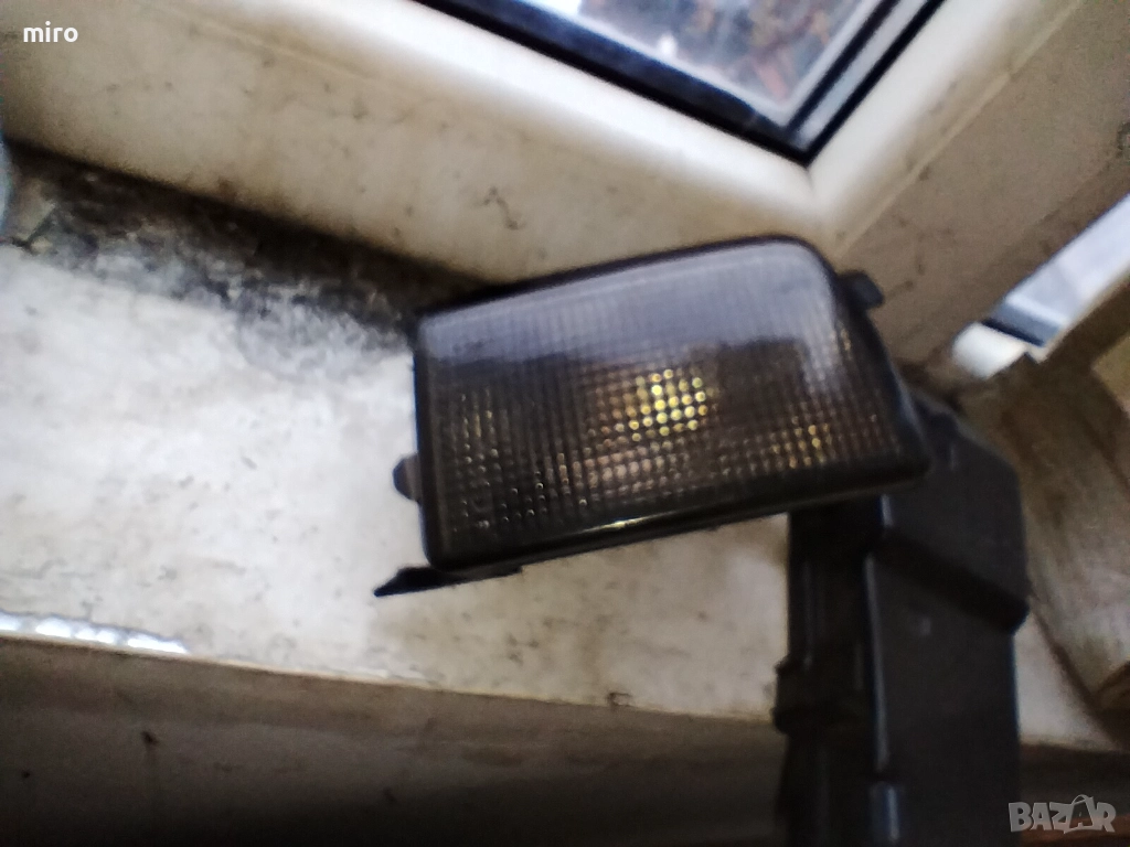Преден мигач в броня на фолксваген голф 3 III, volkswagen golf 3 III., снимка 1