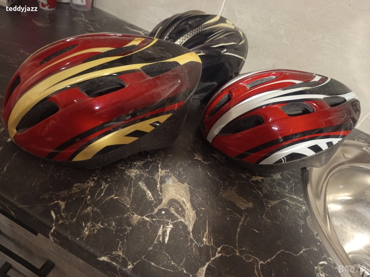 Каски за велосипед,ролери,скейтборд-Trax, снимка 1