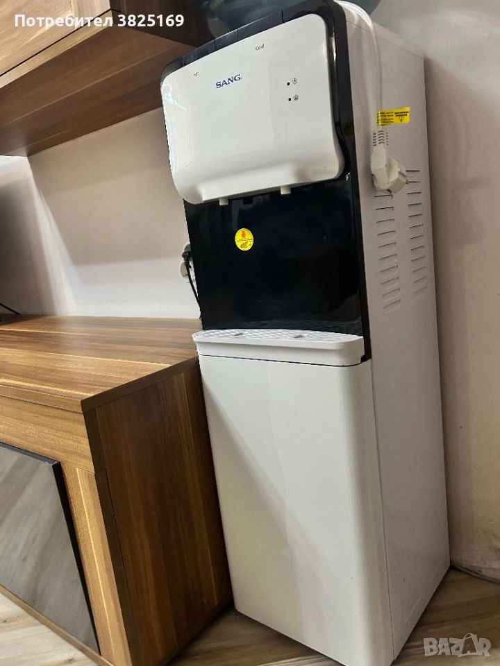 Диспенсър за вода, снимка 1