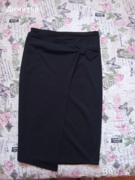 Дамска черна пола С размер-нова, снимка 1