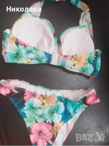 Секси лято: Push-up бански с халтер и цветен принт, снимка 2 - Бански костюми - 51264472