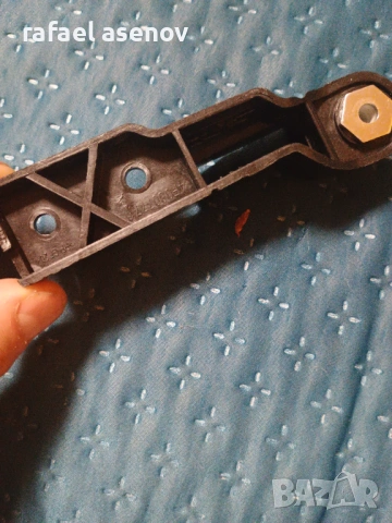 Държач  броня, снимка 4 - Части - 53252526