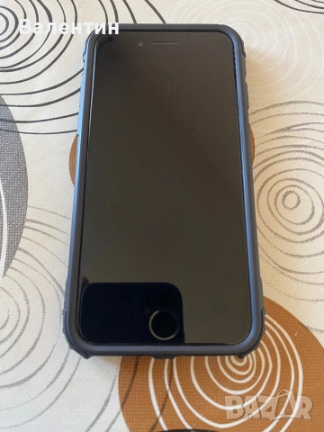 Iphone SE 2020 64GB 100% батерия