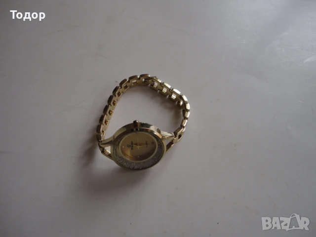 Позлатен часовник с кристали , снимка 6 - Дамски - 50582996