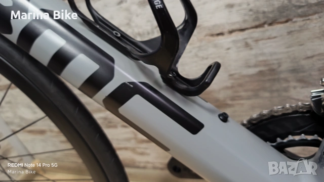 Карбонов шосеен велосипед BMC Teammachine SLR01 Four Disc Ultegra Di2 CRD351 | 47, снимка 18 - Велосипеди - 53664398