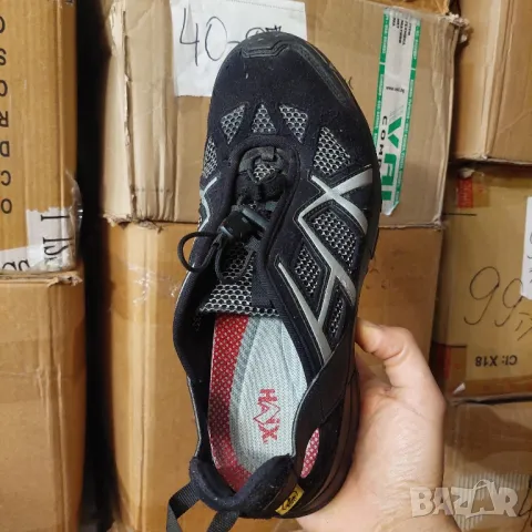 Предпазни работни обувки с бомбе  Haix Black Eagle Safety 61.1 Low номер 41, снимка 11 - Други - 42614021