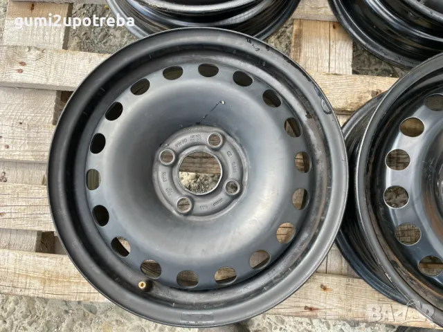 14цола джанти 4х100 VW UP SKODA CITIGO SEAT MII 5J et35 Оригинал, снимка 3 - Гуми и джанти - 50337433