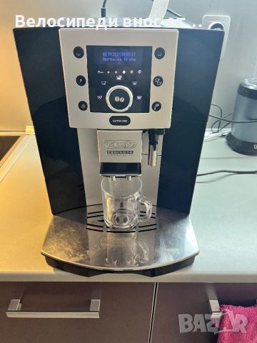 Кафе автомат DeLonghi PERFECTA cappuccino внос от Австрия много запазена прави хубаво кафе, снимка 1 - Кафемашини - 45913896