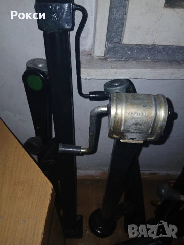 Винтови крикове лада,бмв,мерцедес,фв нови оем оргинални, снимка 7 - Аксесоари и консумативи - 51934596