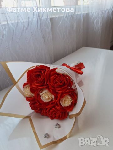 Букет от сатенини рози, снимка 1 - Подаръци за жени - 45685713