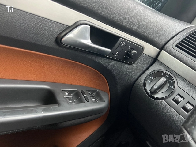  Vw touaran , снимка 15 - Автомобили и джипове - 52344163