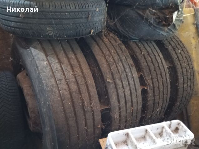 Гуми за камион с джантите 315/80 R - 22,5, снимка 1 - Гуми и джанти - 46655751