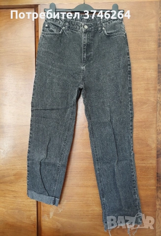 Черни дънки с ибелял ефект тип mom