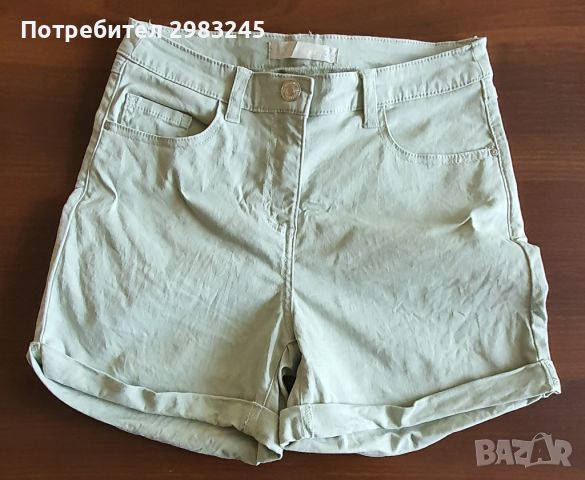 Дамски къси панталони , снимка 1 - Къси панталони и бермуди - 46447614