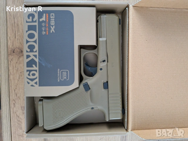 Въздушен пистолет Glock 19X 3j, снимка 3 - Въздушно оръжие - 53846187