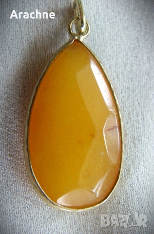 Голям позлатен медальон с хесонит гранат, снимка 3 - Колиета, медальони, синджири - 53323110