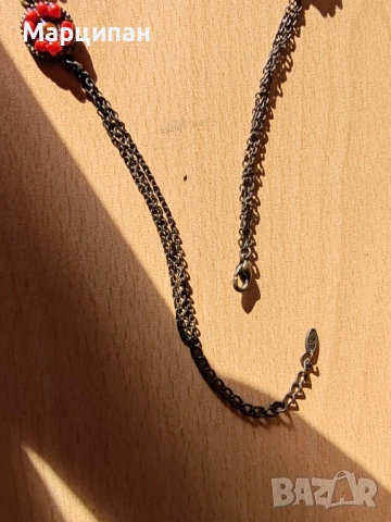 Колие, снимка 2 - Колиета, медальони, синджири - 53129284