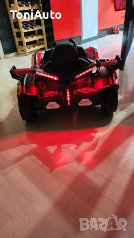 Акумулаторна детска кола, снимка 4 - Детски велосипеди, триколки и коли - 52142738