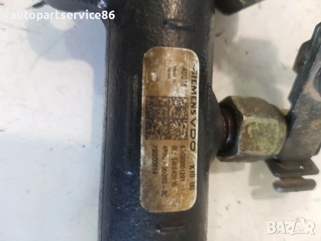 Дясна страна на горивна шина за Peugeot 607 2.7 HDi (2007) 4R8Q-90280-Bc, снимка 3 - Части - 53770034