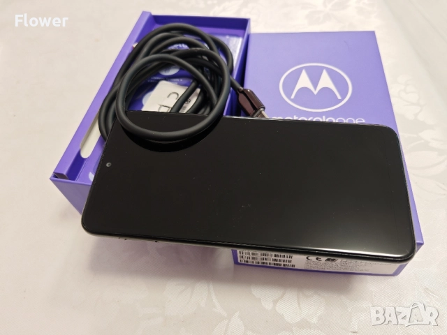 Motorola One Macro 4/64 GB - отличен!