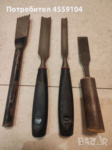 Дърводелски длета и две рендета, снимка 6 - Други инструменти - 53056245