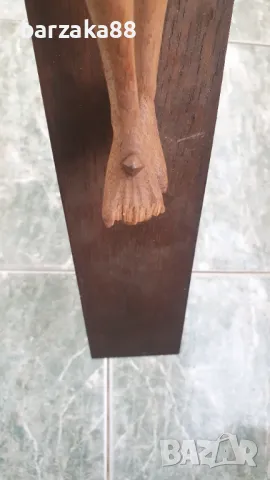 Голям дървен Кръст Разпятие, снимка 3 - Антикварни и старинни предмети - 50269856