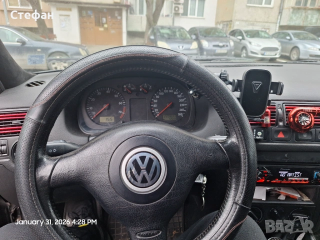 Golf 4 1.8i, снимка 8 - Автомобили и джипове - 53295973