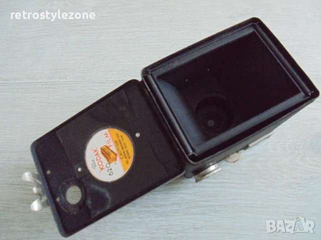№ 8086 стар фотоапарат - KODAK SIX 20 BROWNIE"D  - с кожена чантичка - ест.кожа, снимка 6 - Антикварни и старинни предмети - 50608538
