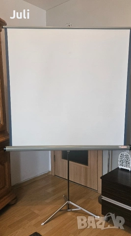 Екран за проектор - 125×120см., снимка 2 - Плейъри, домашно кино, прожектори - 53937579
