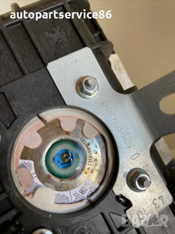 Част от таблото за Peugeot 5008 1.6 HDI (2012) 9684672580, снимка 3 - Части - 53742933