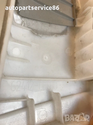 Панел за предпазен колан преден ляв за Toyota Corolla Verso 2.2 D4D (2007) 62412-0F010, снимка 3 - Части - 54216979