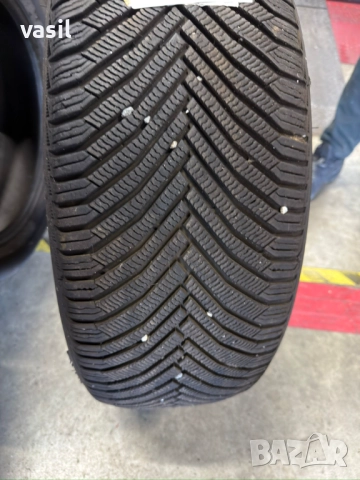 4 бр. Michelin alpine 7 235/55 R19, снимка 9 - Гуми и джанти - 52818556