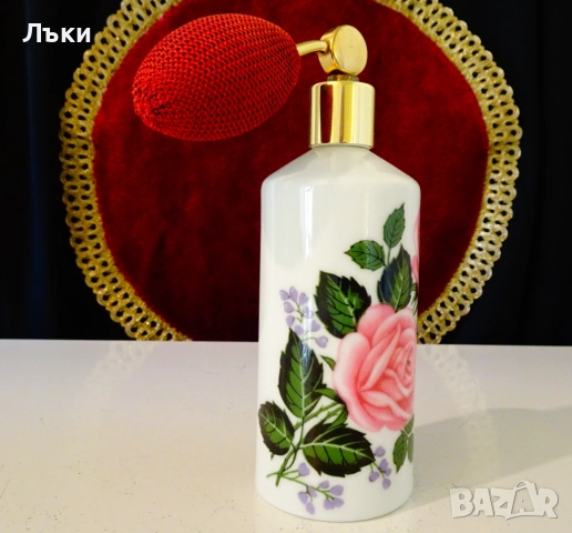 Порцеланова бутилка за парфюм Ilona Western Germany,роза. , снимка 2 - Антикварни и старинни предмети - 52171683