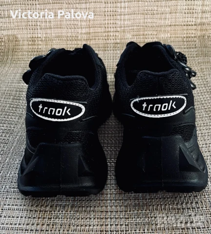 Ефектни масивни черни  маратонки , снимка 6 - Маратонки - 50509695