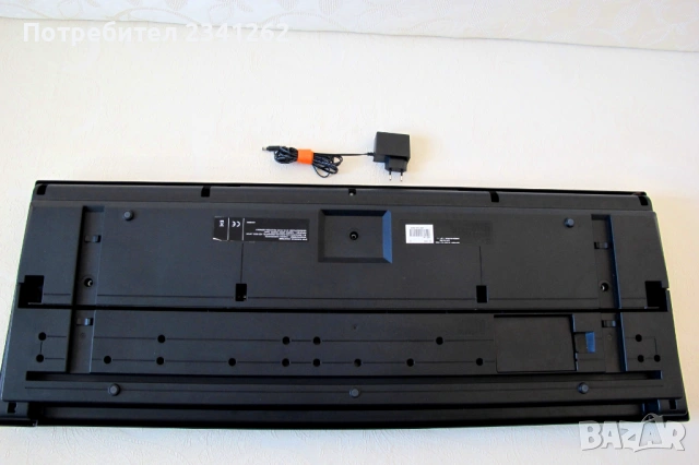 Yamaha – Синтезатор с 5 октави, динамична светеща клавиатура и подарък, снимка 13 - Синтезатори - 53142327