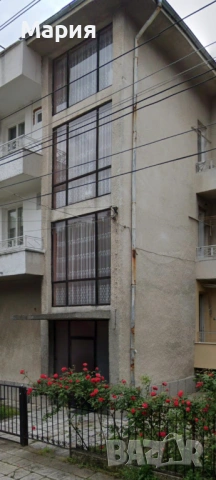 Продавам етаж от къща в гр.Асеновград