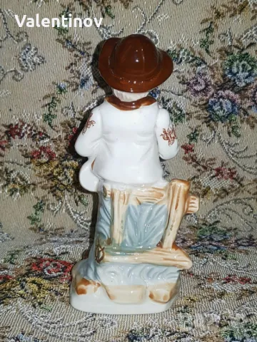 Старинна порцеланова статуетка , снимка 3 - Статуетки - 49153750