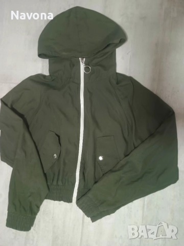 Якенца 10-11г , снимка 2 - Детски якета и елеци - 52250004