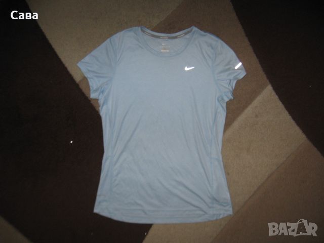 Тениска NIKE  дамска,Л, снимка 2 - Тениски - 46652483