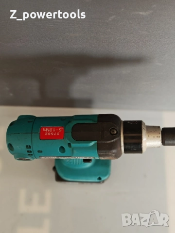 Makita DFT126F – Професионален винтоверт + зарядно + 2 батерии, снимка 2 - Винтоверти - 52301674