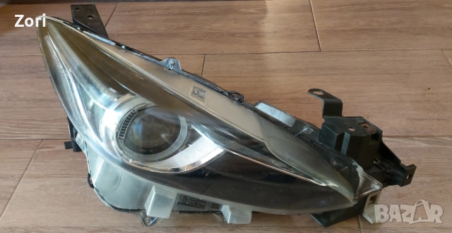 Десен фар за Mazda 3 2016 година LED BI-XENON 