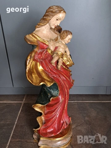 Стара статуя дърворезба Мадоната с Младенеца , снимка 4 - Антикварни и старинни предмети - 51082702
