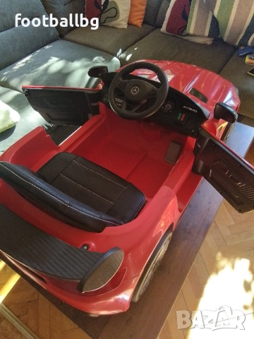 Акумулаторна кола MERCEDES с меки гуми, снимка 11 - Детски велосипеди, триколки и коли - 52415539